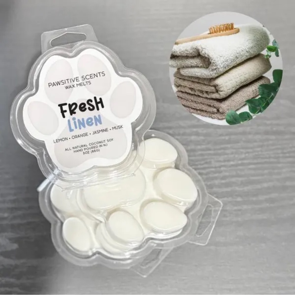 Wax Melt Paw Print/Fresh Linen Scent/Vegan Coconut Soy Wax